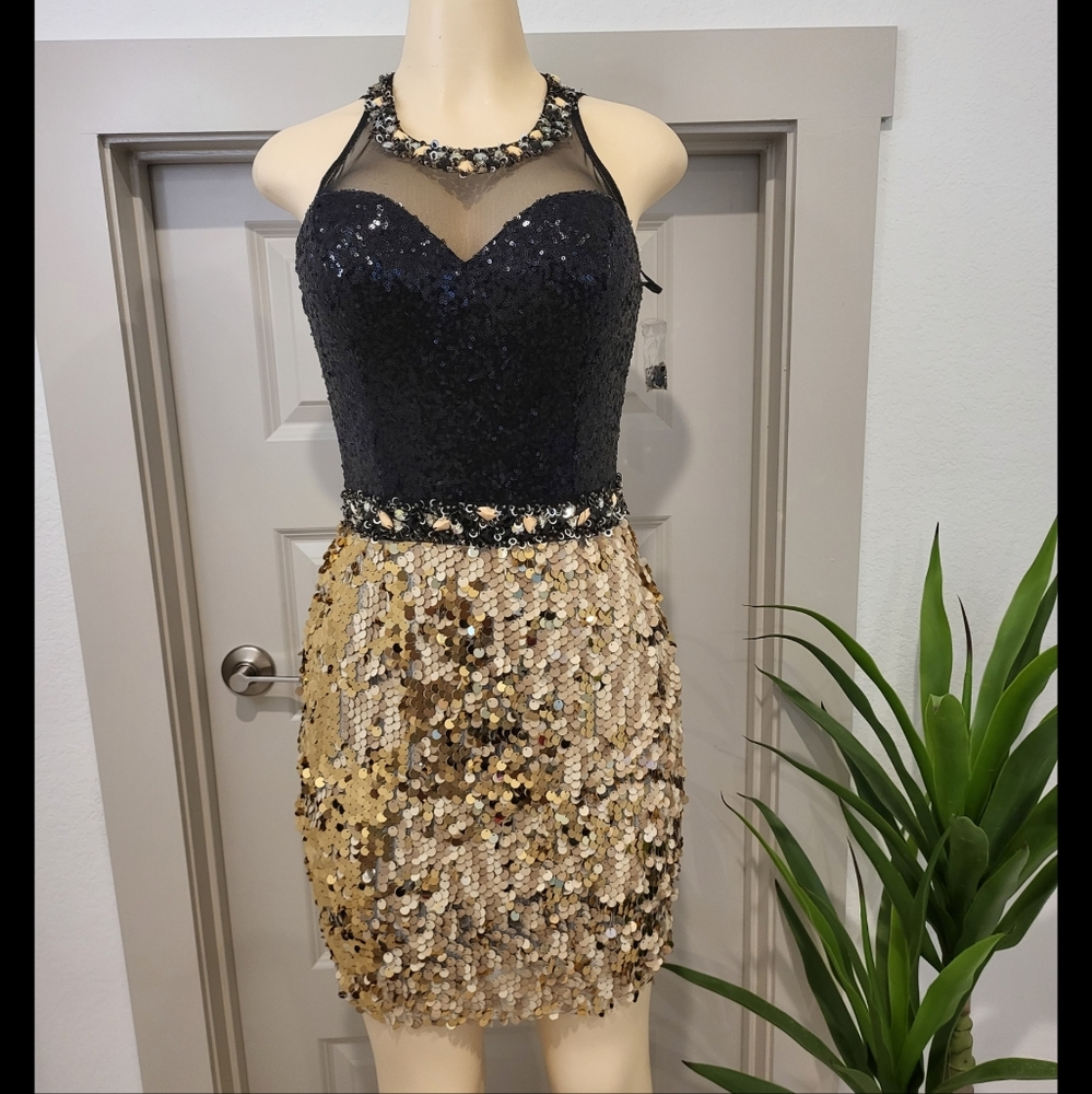 Short Gold and black sequin dress